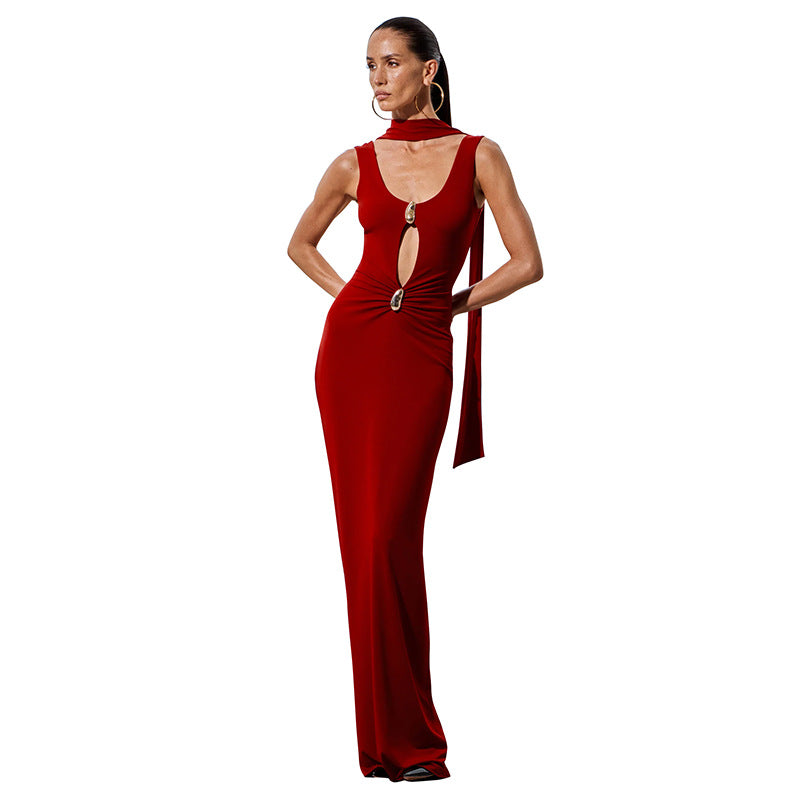 Scoop Neck Keyhole Cut Out Hardware Accent Bodycon Maxi Gown - View 5