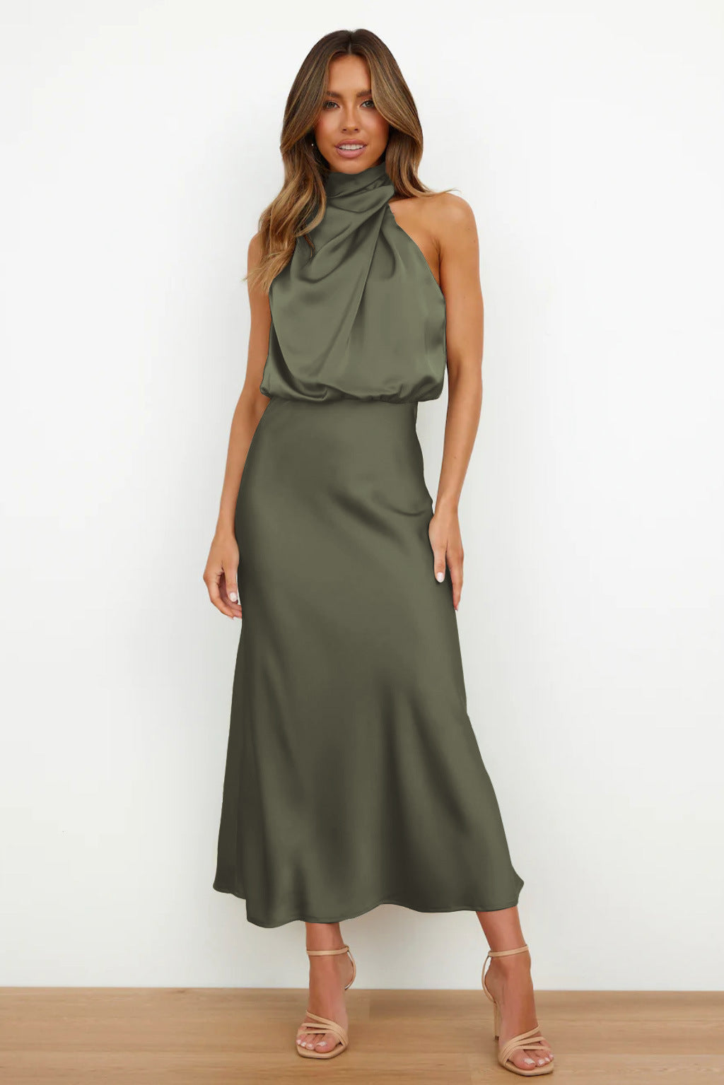 Halter Neck Blouson Bodice Sleeveless Bias Cut Midi Dress - View 7