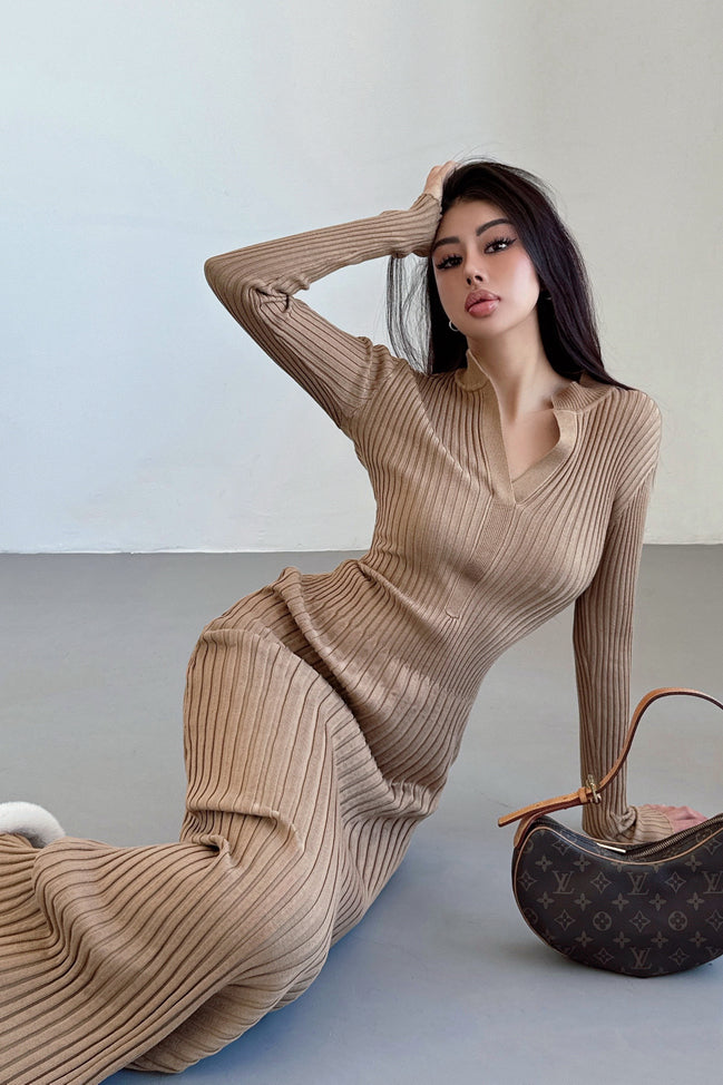 V-Neck Long Sleeve Knit Sweater Dress for Effortless Style