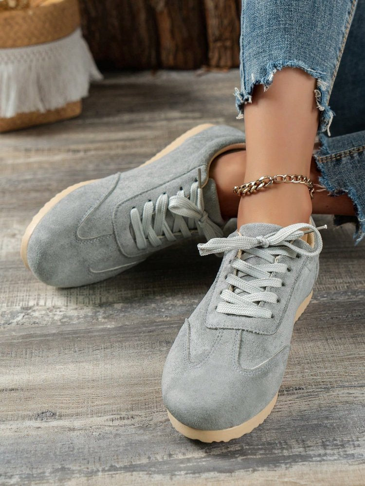 Vintage Round-toe Lace-up Flat Suede Oxfords