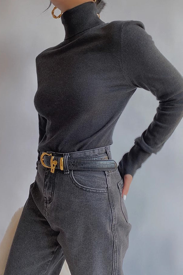 Orro Shop Knit Long Sleeve Sweater for Effortless Style