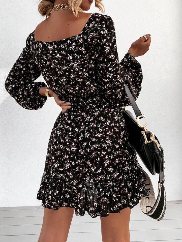 Romani Textured Floral Shift Dress