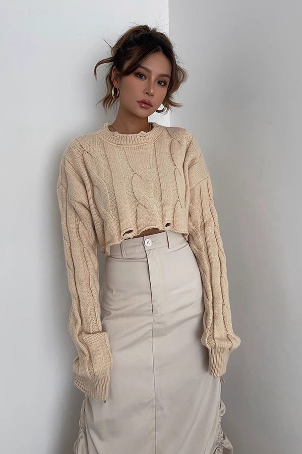 Ripped Crew Neck Cable Knit Crop Sweater for Stylish Comfort