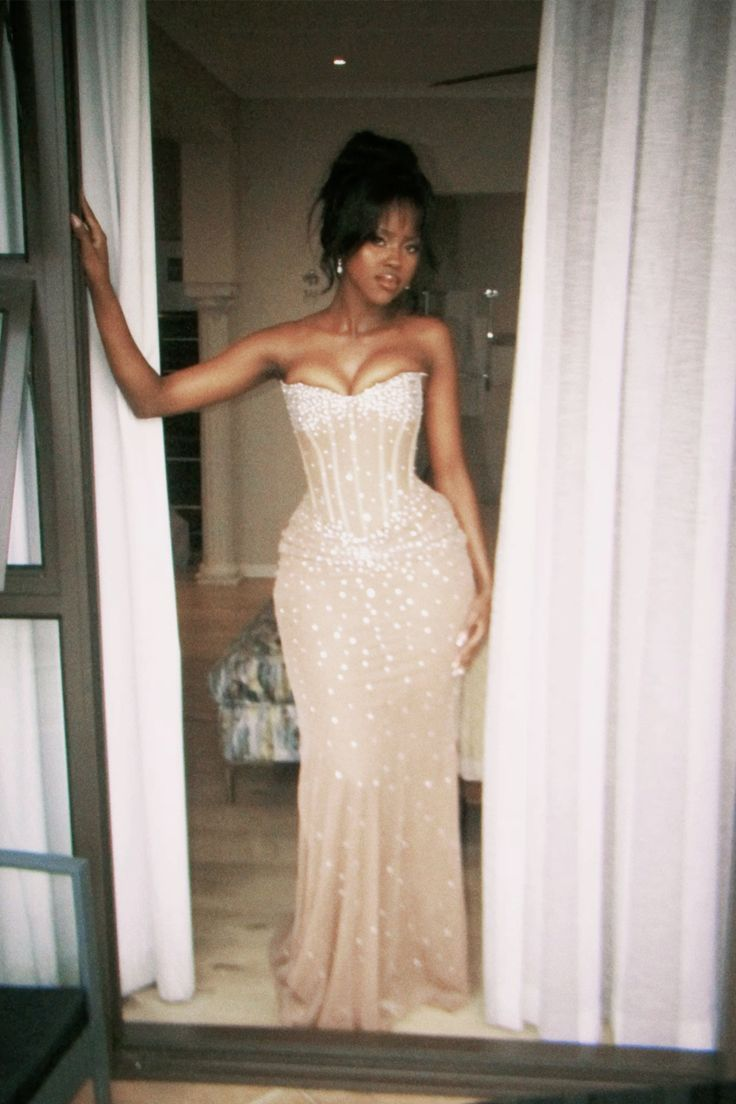 Glamorous Strapless Burgundy Chiffon Sequin Beaded Mermaid Party Dress Formal Evening Gown D1258