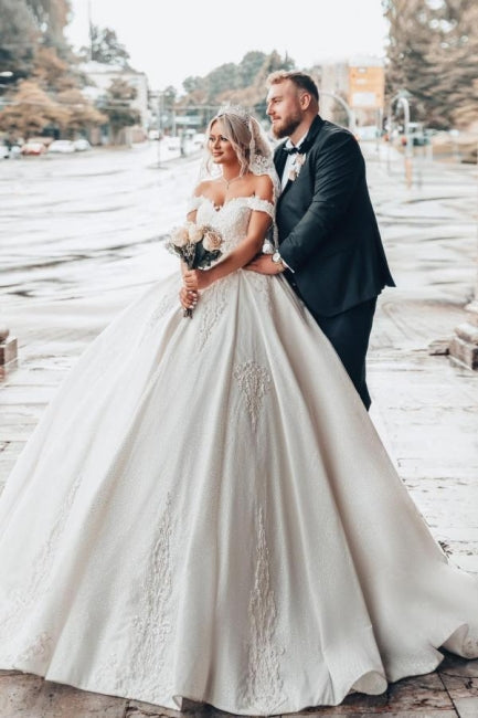 Ball Gown Sweetheart Off-The-Shoulder Stain Wedding Dress with Appliques - Fashionpara