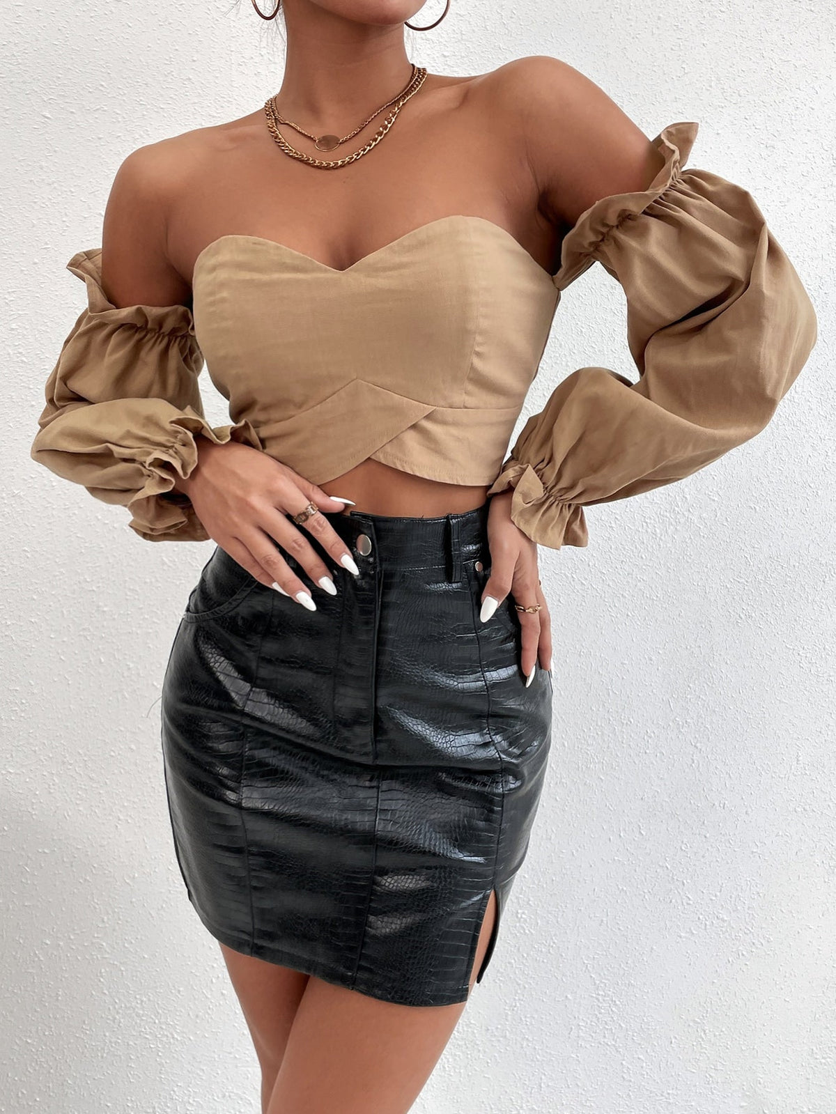 KittenAlarm - Off-the-Shoulder Peasant Sleeve Self-Tie Crop Top
