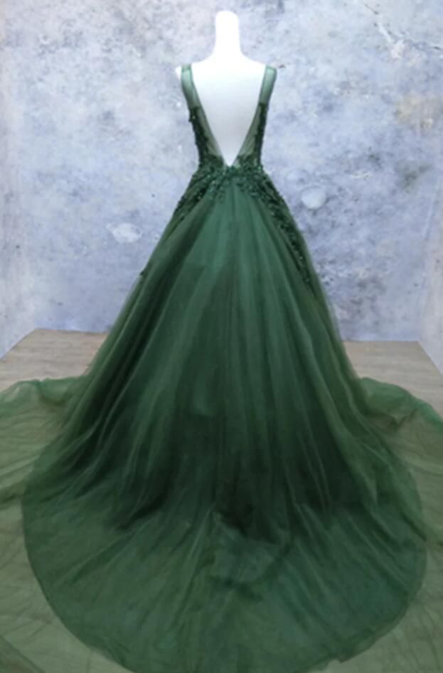 Dark Green A Line Backless Prom Dresses V Neck Appliqued Beaded Formal Dress