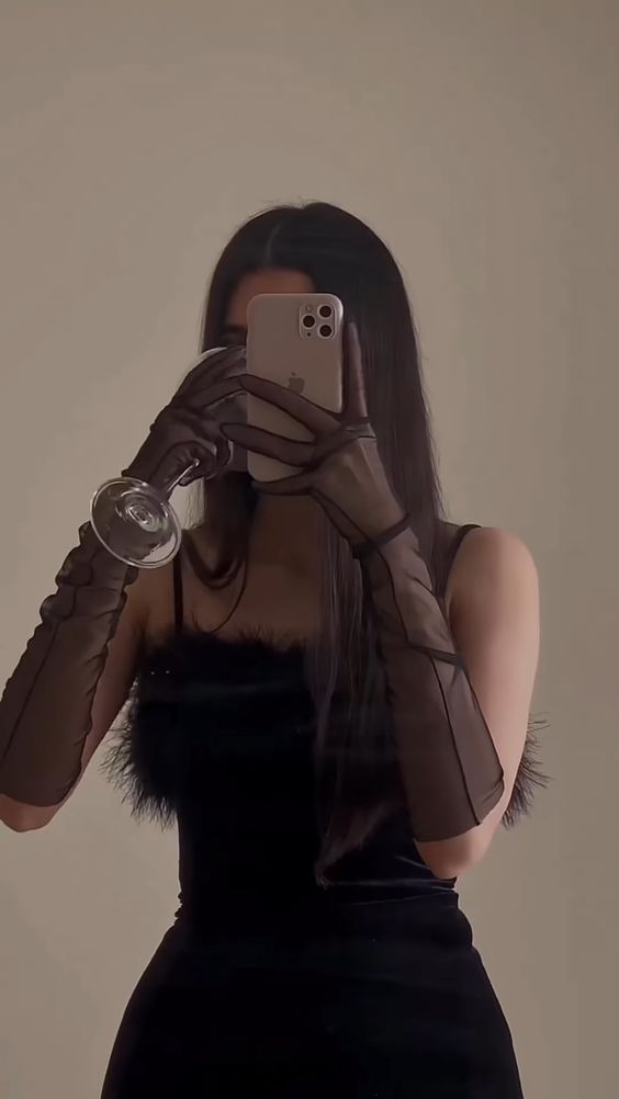 Sexy Sheath Straps Long Black Velvet Slit Feathers Prom Dress