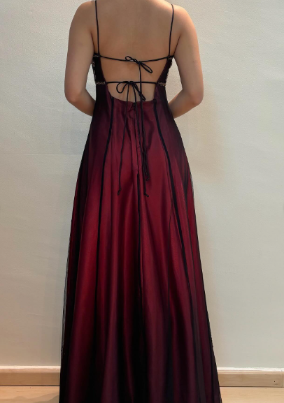Chic A line Spaghetti Straps Burgundy Sleeveless Evening Dress Tulle Long Prom Dresses