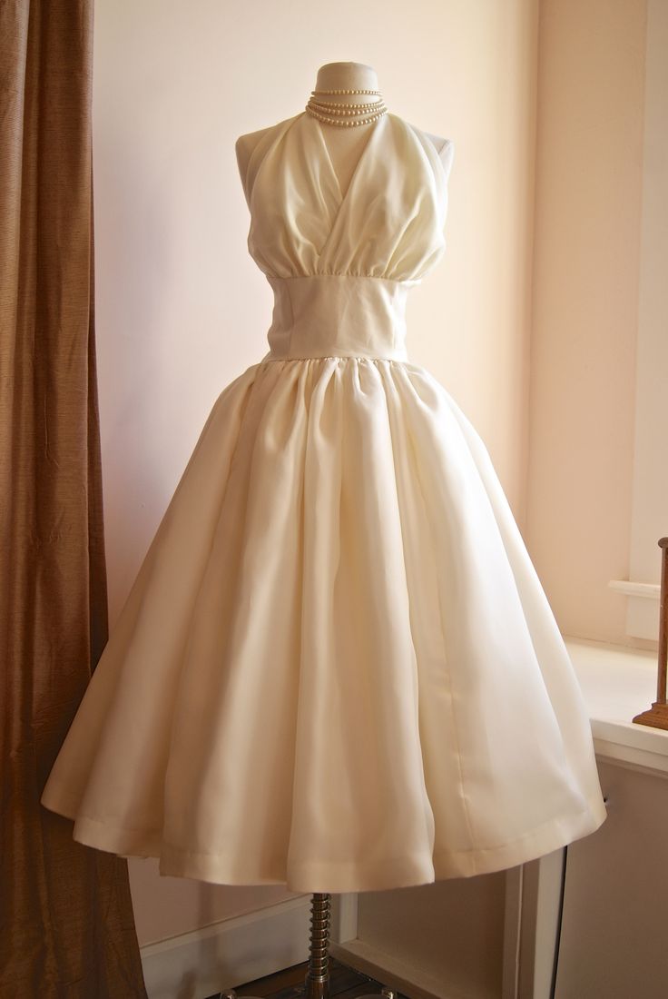 Simple Ball Gown V Neckline Satin Evening Party Dress Prom Dresses