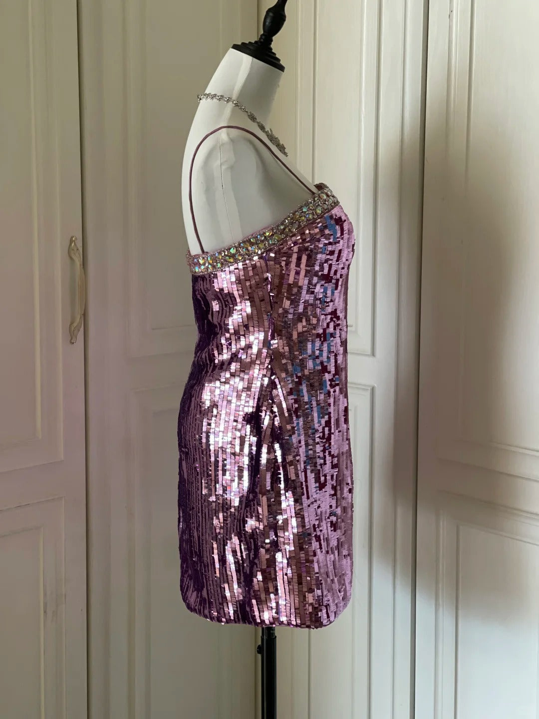 Sparkling Spaghetti Strap Purple Sequin Slim Fit Mini Birthday Party Homecoming Dress P3504