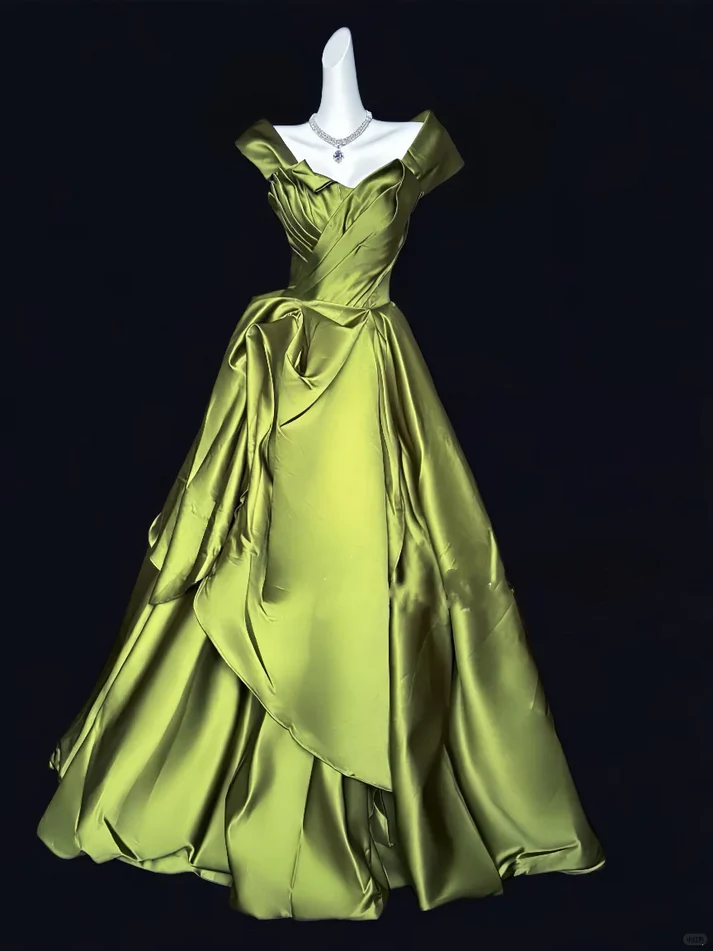 Elegant Green Satin Pleated Ball Gown Formal Birthday Party Dress D1069