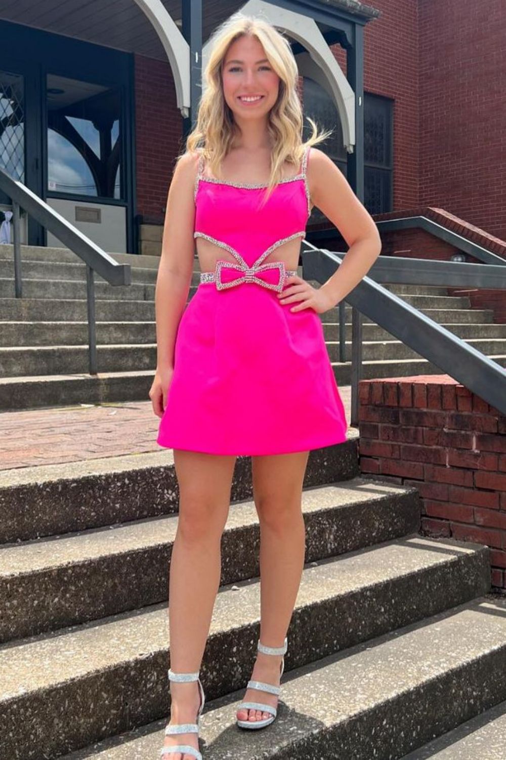 Pretty A-Line Spaghetti Straps Short Homecoming Dress With Bowknot and Beading - Fashionpara