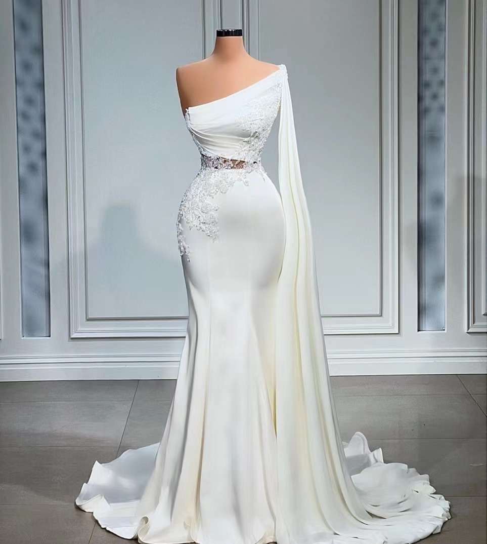 off white wedding dress, mermaid wedding dress