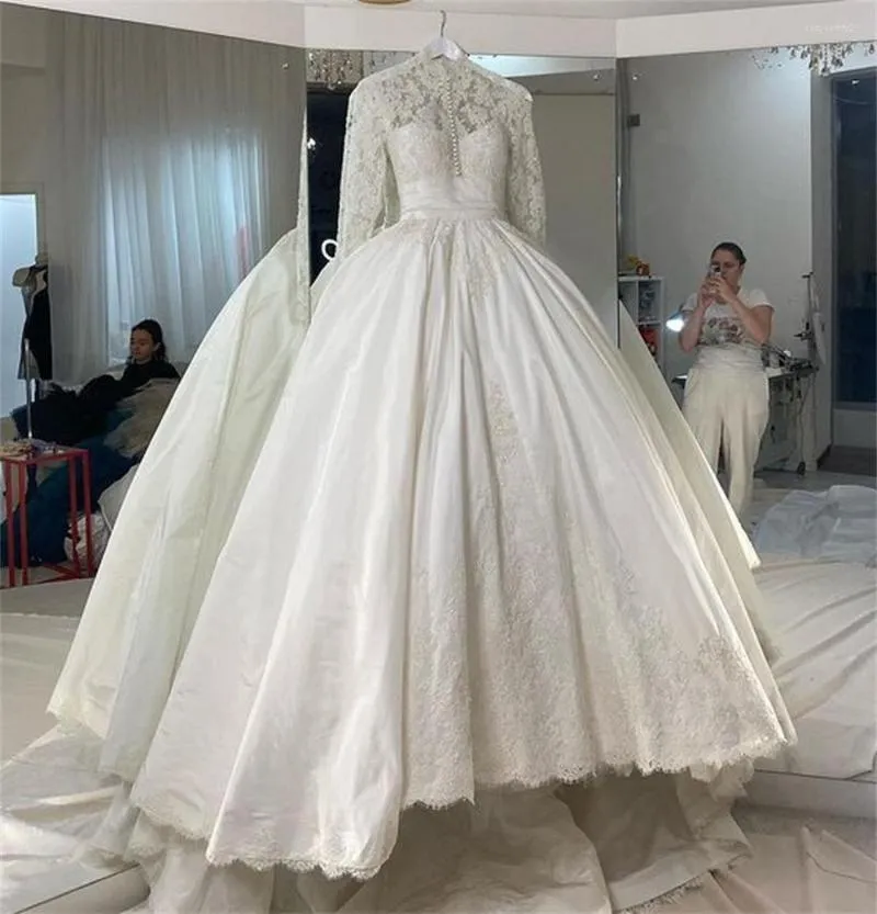 Wedding Dress 3D Flowers Pearls High Neck Lace Dresses Bridal Long Sleeve Ball Gowns For Women Ivory Muslim Engagement Dress