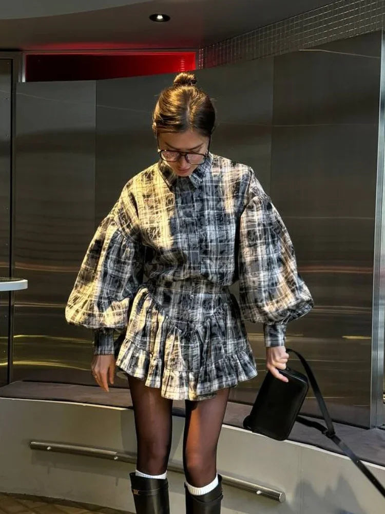 Retro Lapel Loose Bishop Sleeve Blouse