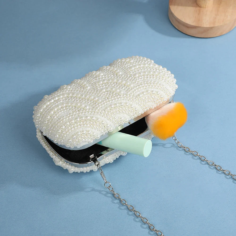 Retro Luxurious Pearl Wave Style Evening Clutch Bag