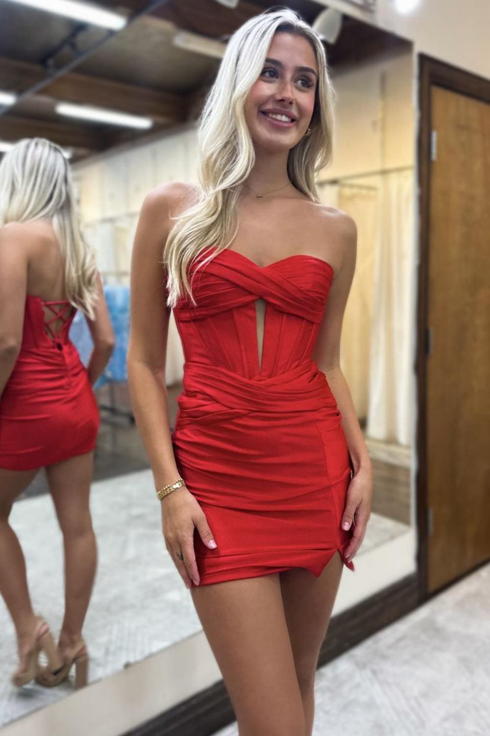 Royal Blue Sweetheart Bodycon Short Satin Homecoming Dress With Slit - Fashionpara