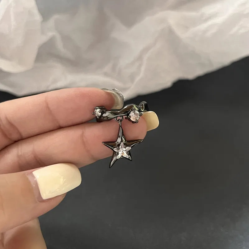 Antique Seraphic Silver Gothic Band