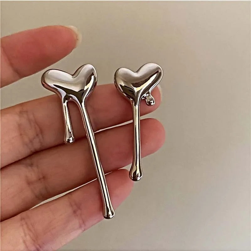 Metal Liquid Irregular Heart Drop Earring