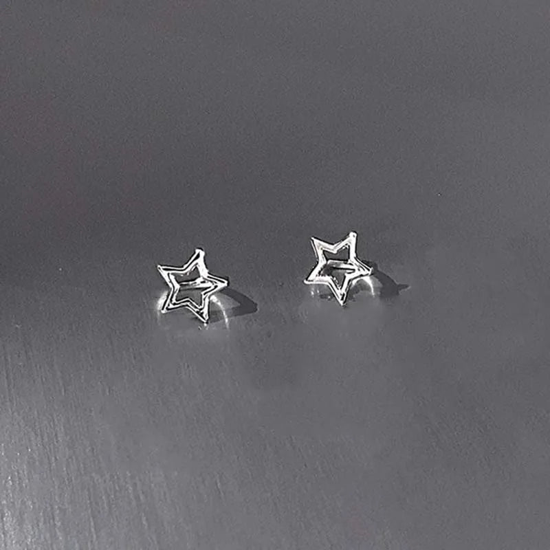 Empty Five-pointed Star Constellation Stud Earring