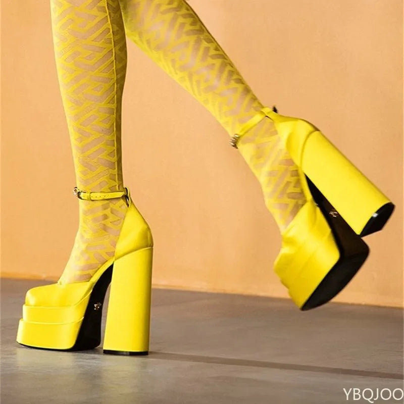 Vintage Mary Jane Chunky Gothic Tall Heel