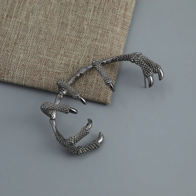 Antique Dark Dragon Talon Zinc Alloy Earring