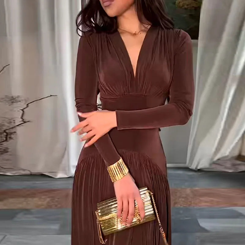 Elegant Velvet Maxi Dress with Pleated Design for Women