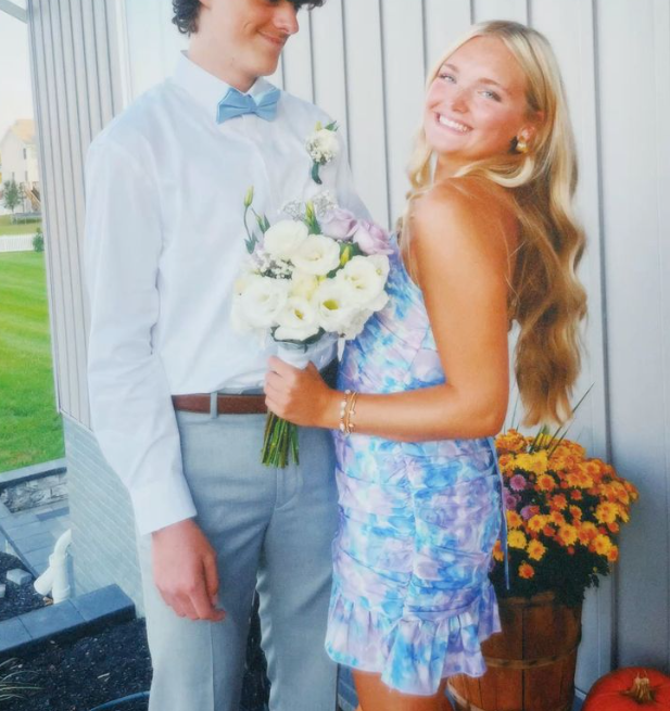 Pretty Strapless Blue Chiffon Pleated Ruffle Sheath Cocktail Dress Short Prom Dress Homecoming Dress D298
