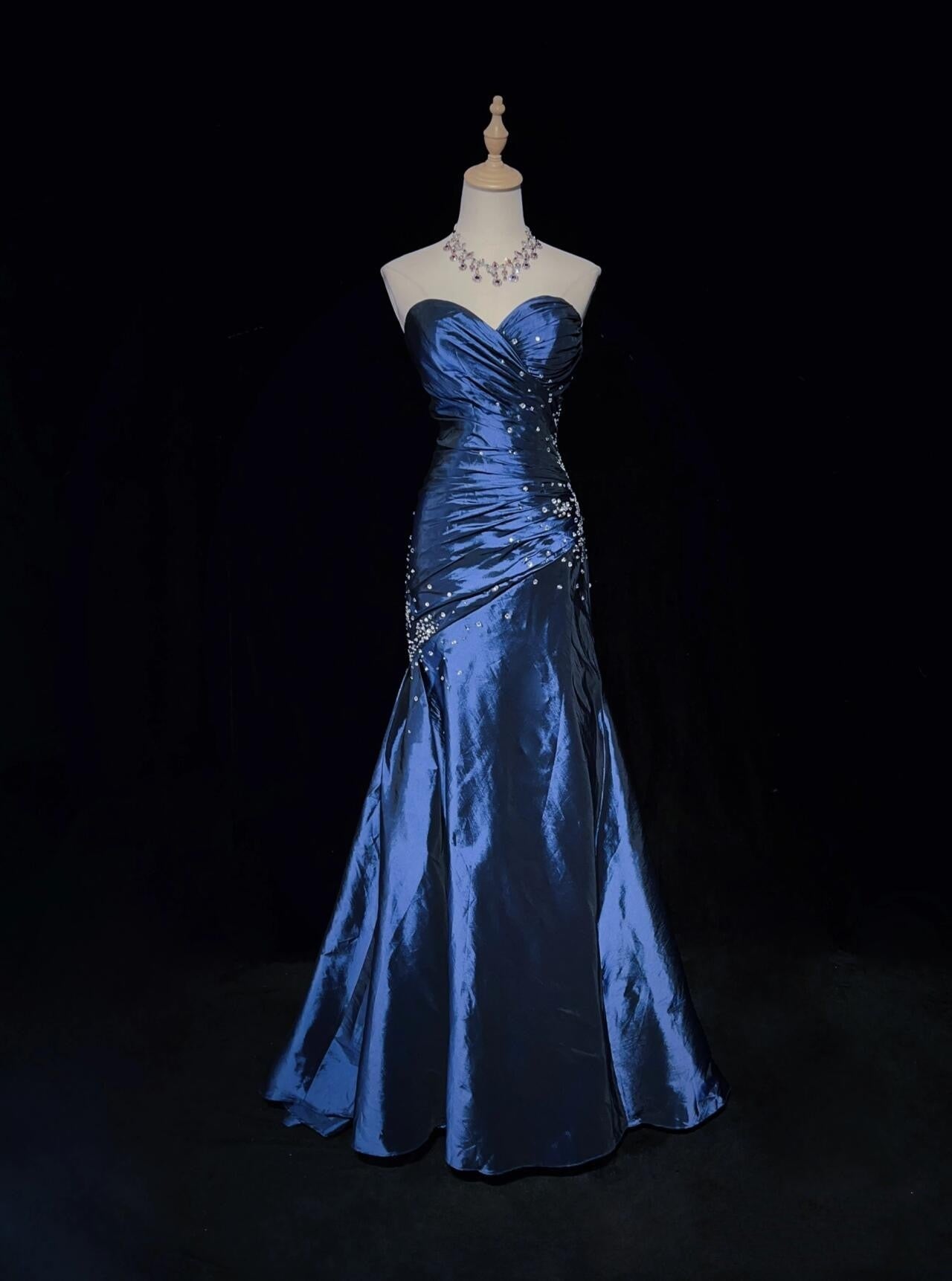 Sexy Sweetheart Sleeveless Mermaid Satin Long Navy Blue Prom Dresses SD1291