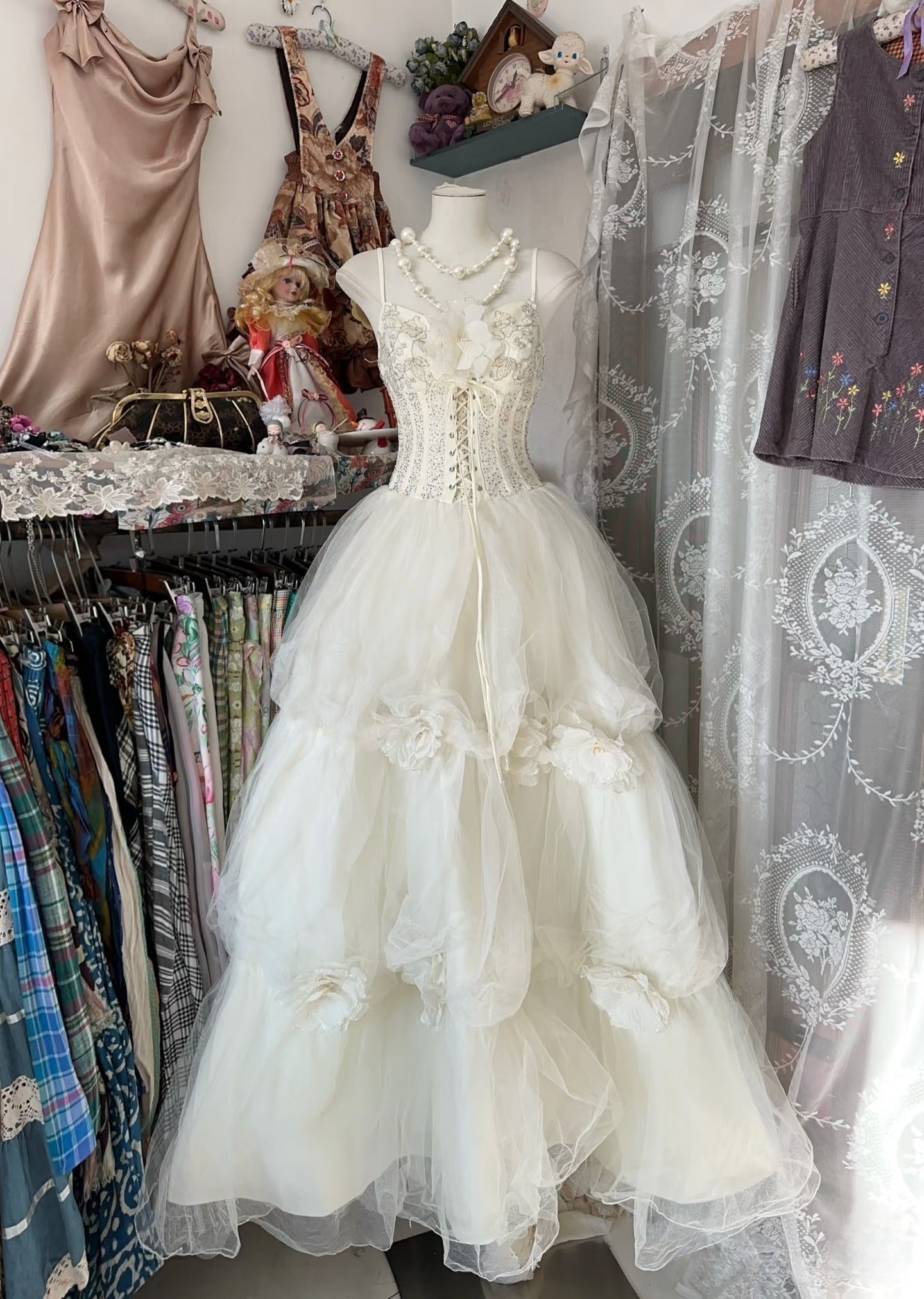 Vintage Ball Gown Spaghetti Straps Sleeveless Long White Evening Dress Prom Dresses SD1902