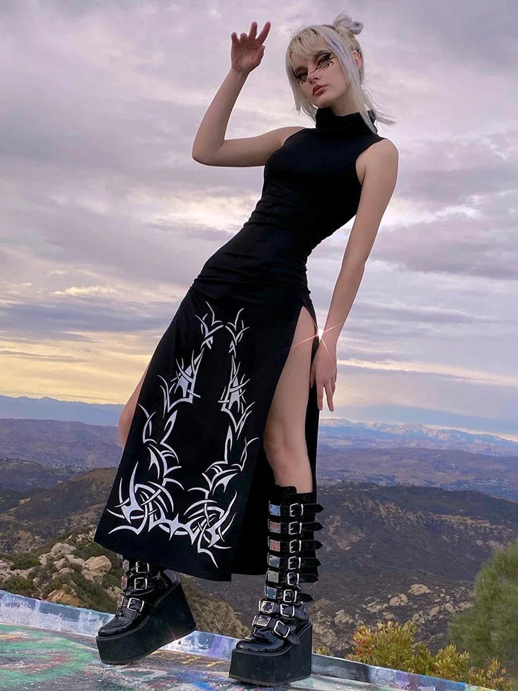 Sleeveless Mysterious Full-Length Dress