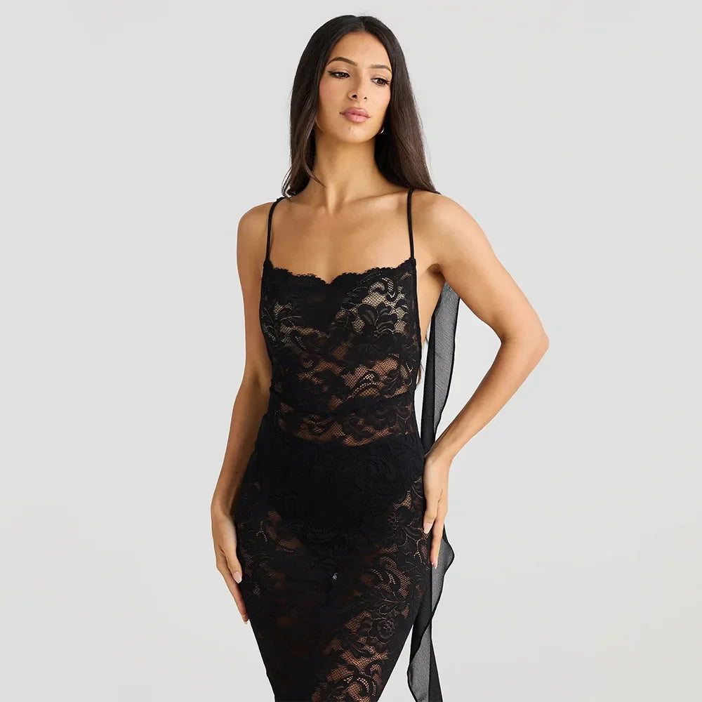 Lace Patchwork Backless Trailing Long Dress - View 11