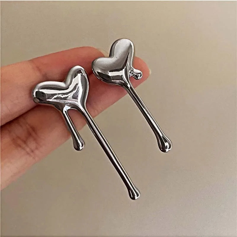 Metal Liquid Irregular Heart Drop Earring