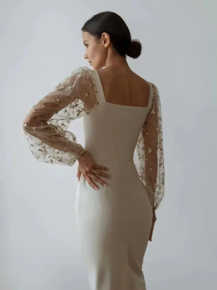 Square Neck Floral Puff Sleeve Bodycon Midi Dress in White - View 2