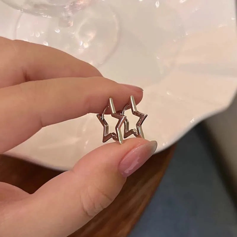 Empty Five-pointed Star Constellation Stud Earring