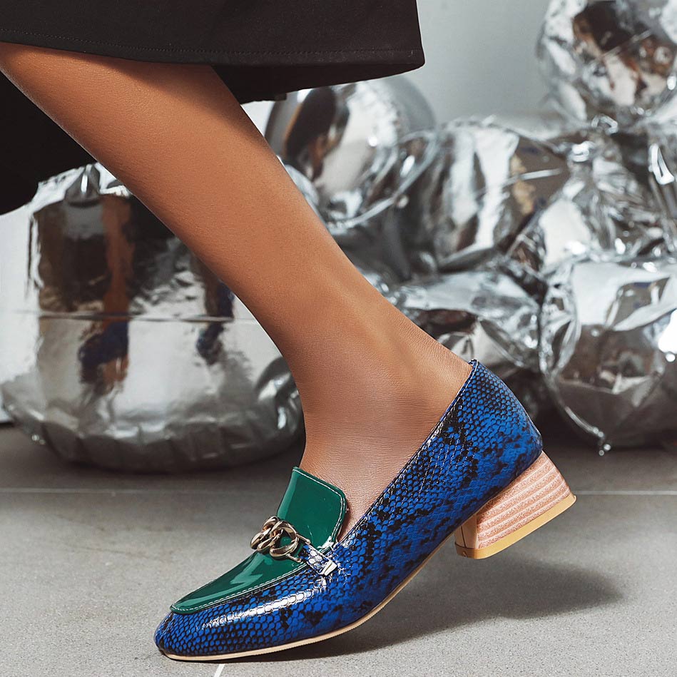 Serpentine PU Low Heel Pump Shoes - Mislish