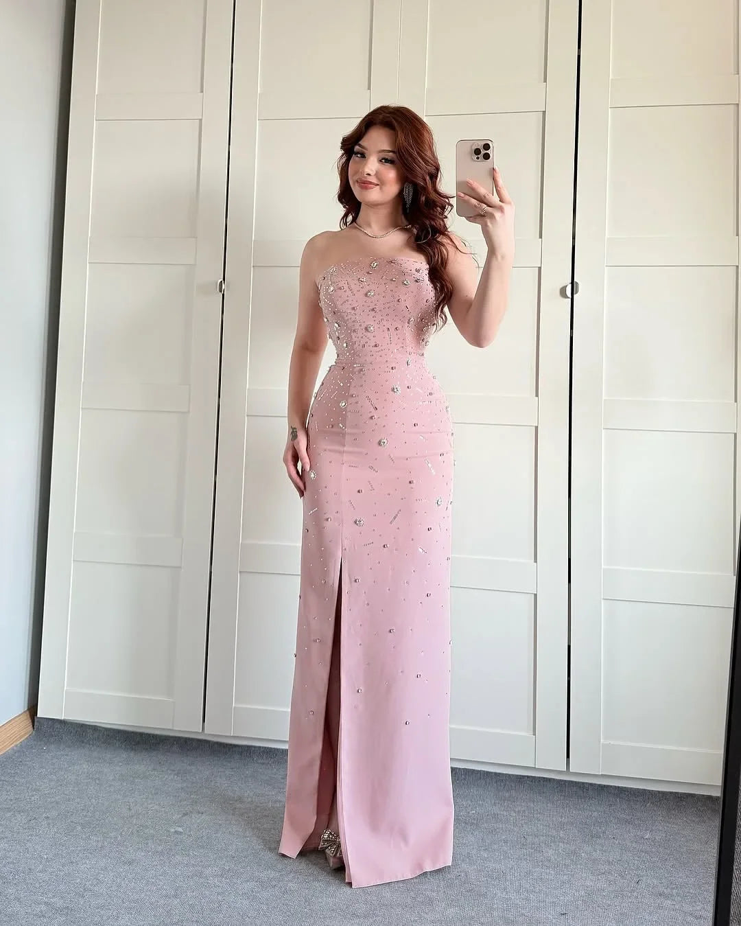 Customized Saudi Evening Dresses Floor Length Strapless Prom Dresses Formal Women Party Gowns Beads Crystals Maid of Honor Dress