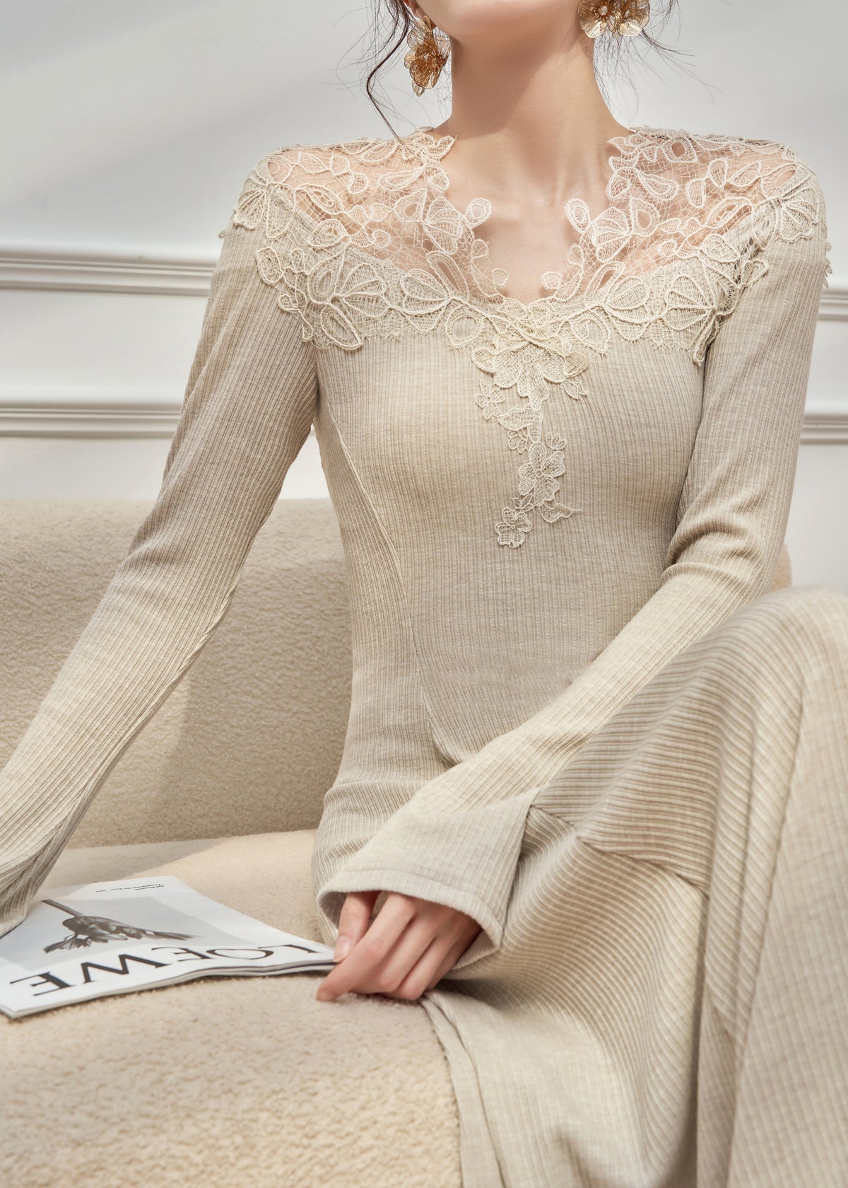 Slim Fit Oatmeal Lace Patchwork Knit Maxi Dresses Flare Sleeve - View 5