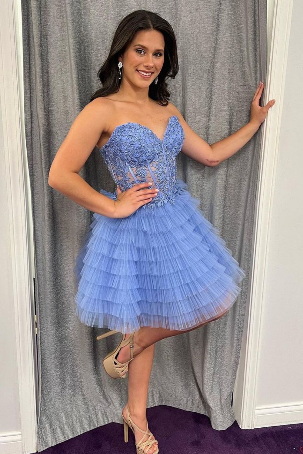 Stunning A-Line Sweetheart Lace Up Short Tiered Tulle Homecoming Dress - Fashionpara