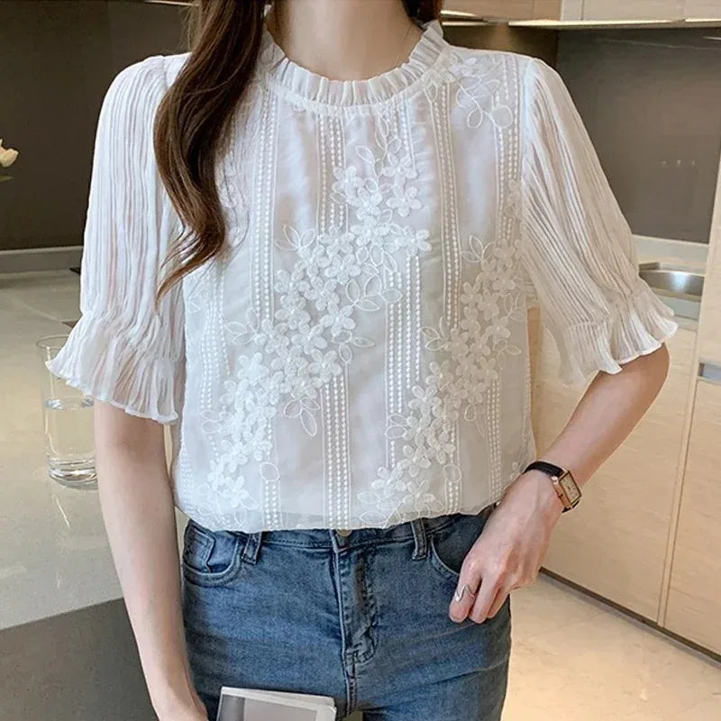 Lace Chiffon Short Sleeve Embroidery Blouse