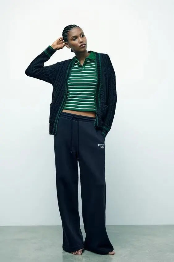 Lazy Style Contrasting V-neck Cardigan 2