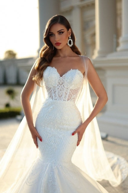 Charming Mermaid Sweetheart White Wedding Dress with Court Train - Fashionpara