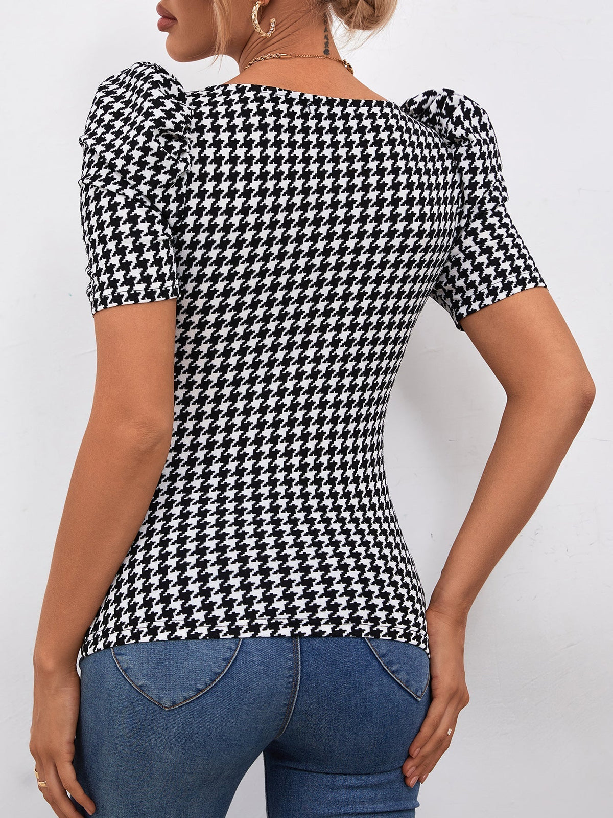 KittenAlarm - Sweetheart Neck Puff Sleeve Houndstooth Fitted Tee