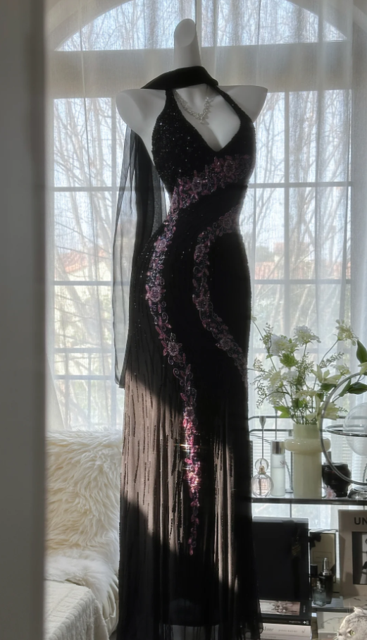 Charming Halter V Neck Black Chiffon Sequin Beaded Mermaid Long Evening Dress Formal Birthday Party Dress D1788