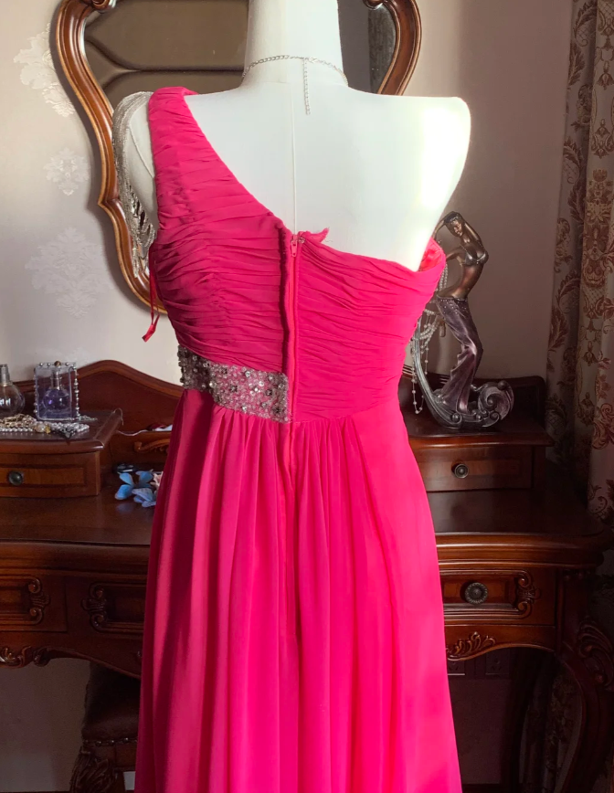 Pretty Rose Red One Shoulder Chiffon Pleated Beaded Evening Dress Long Wedding Guest Dress D1776