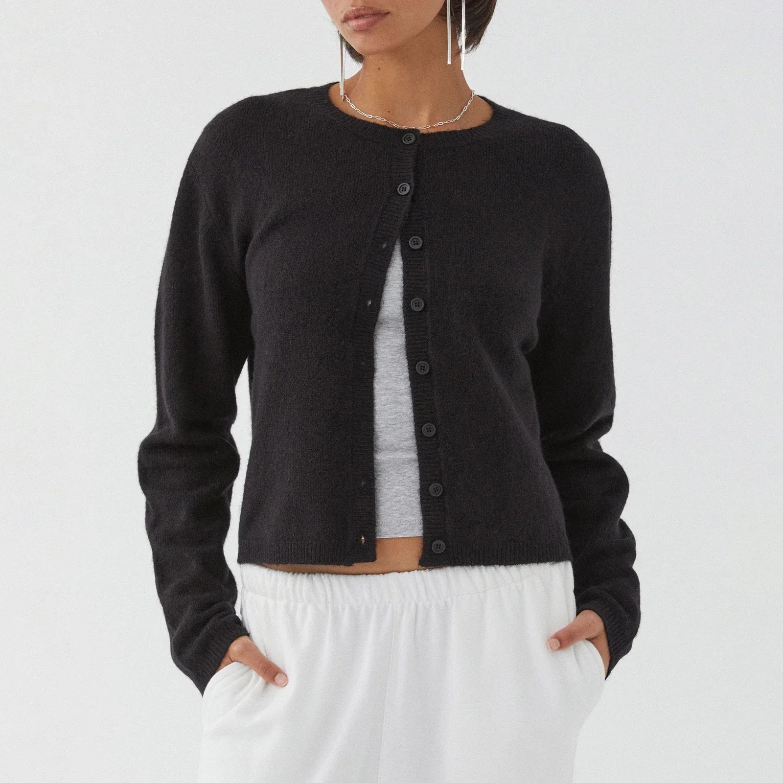 O-neck Cropped Button Knitted Cardigan