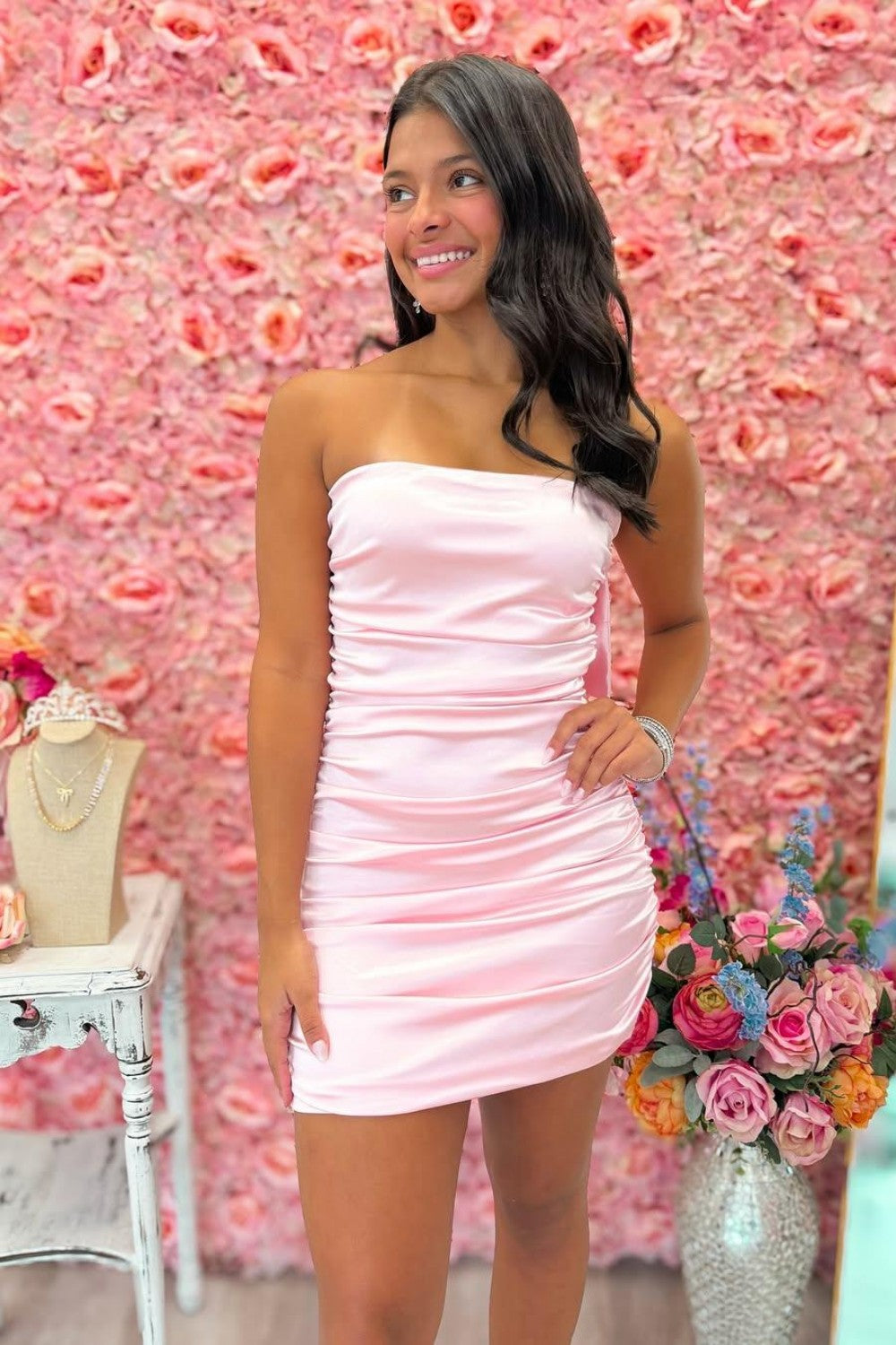 Trendy Sheath Strapless Pink Short Homecoming Dress with Bowknot Back