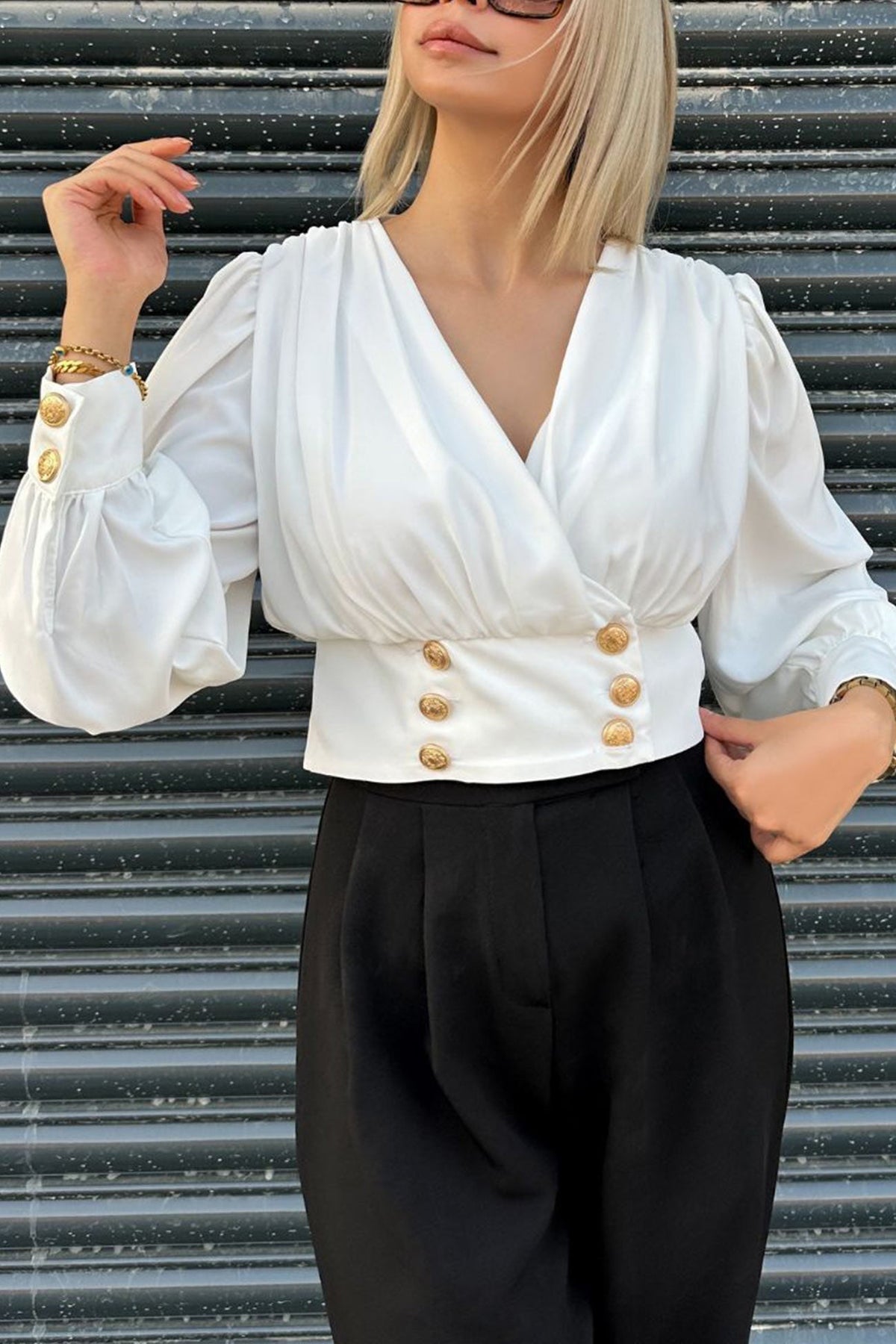 Arm Smocked Puff Neck V Top White / L Blouses