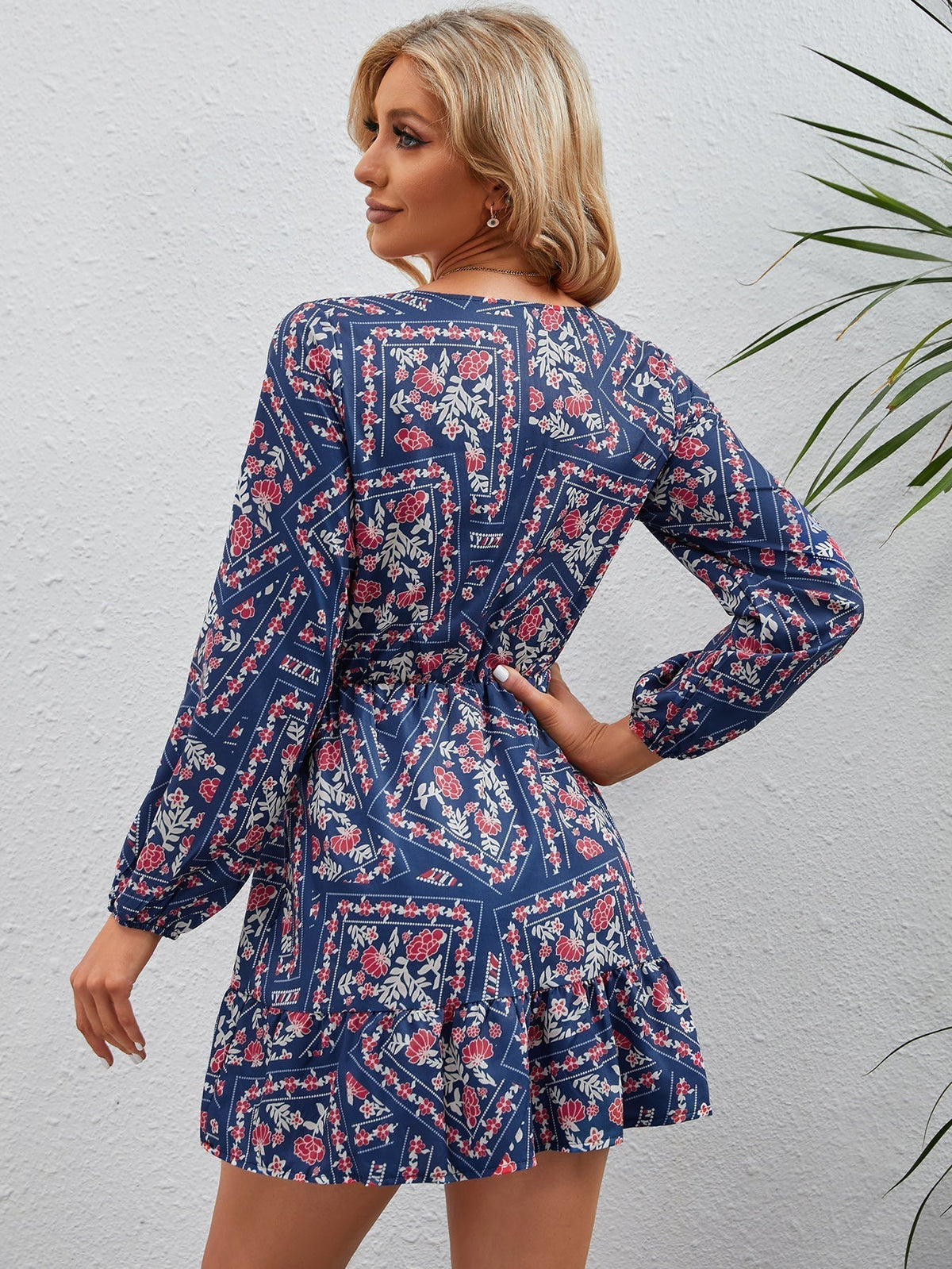 KittenAlarm - V-neck bubble sleeves slim print short dress